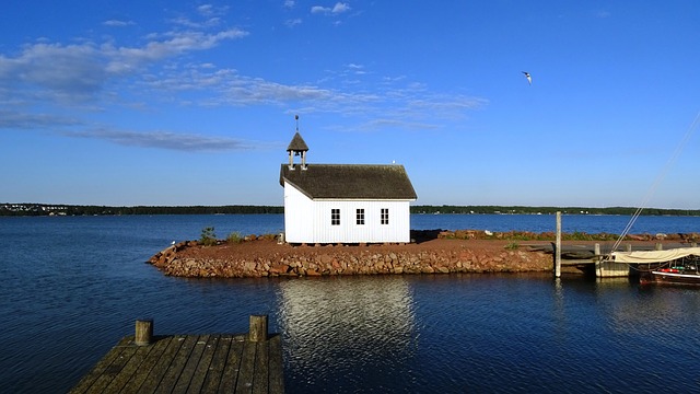 Edulliset edestakaiset lennot: Turku – Maarianhamina, alk. 149 euroa